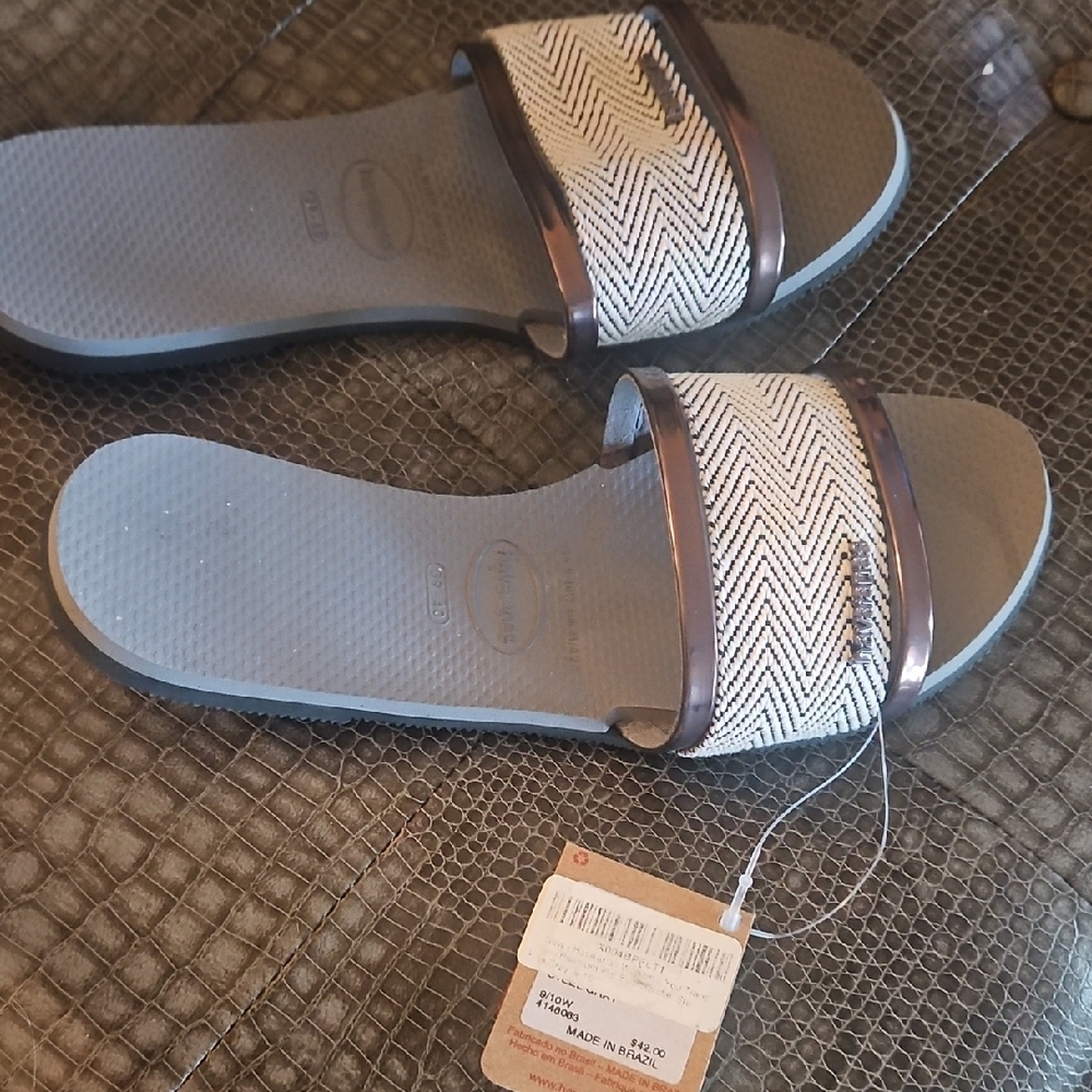 Havaianas Gray and Cream Women's Sandals